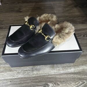 Gucci Black Leather Fur-Lined Mules